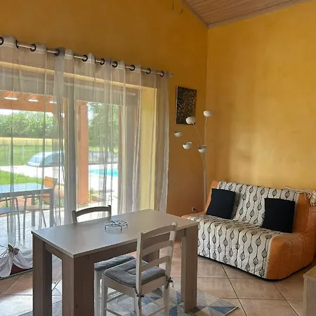 La Petite Maison Dans Le Quercy Vakantiehuis Cayriech