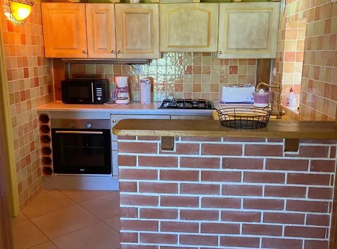 La Petite Maison Dans Le Quercy Ferienhaus *