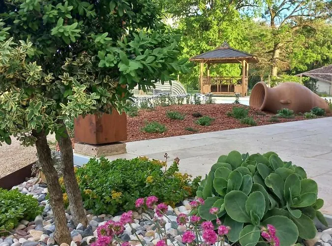 La Petite Maison Dans Le Quercy Ferienhaus *